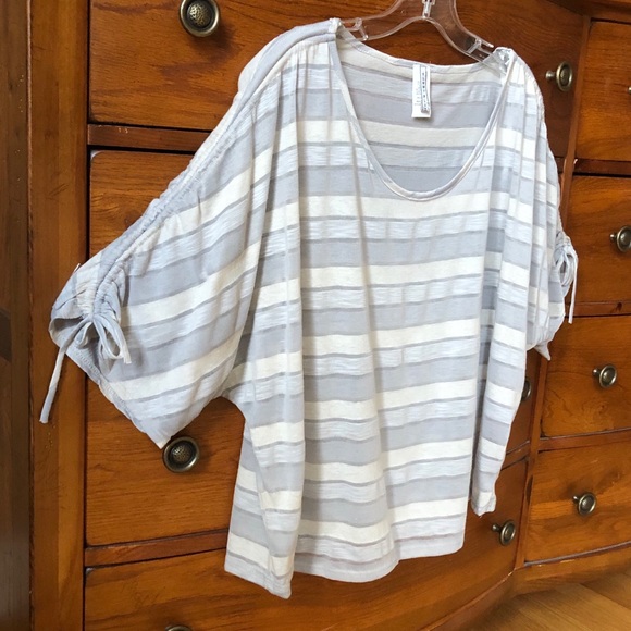 Tie Sleeve Cropped Shirt Semi Sheer Top Grey Cream - Picture 4 of 7
